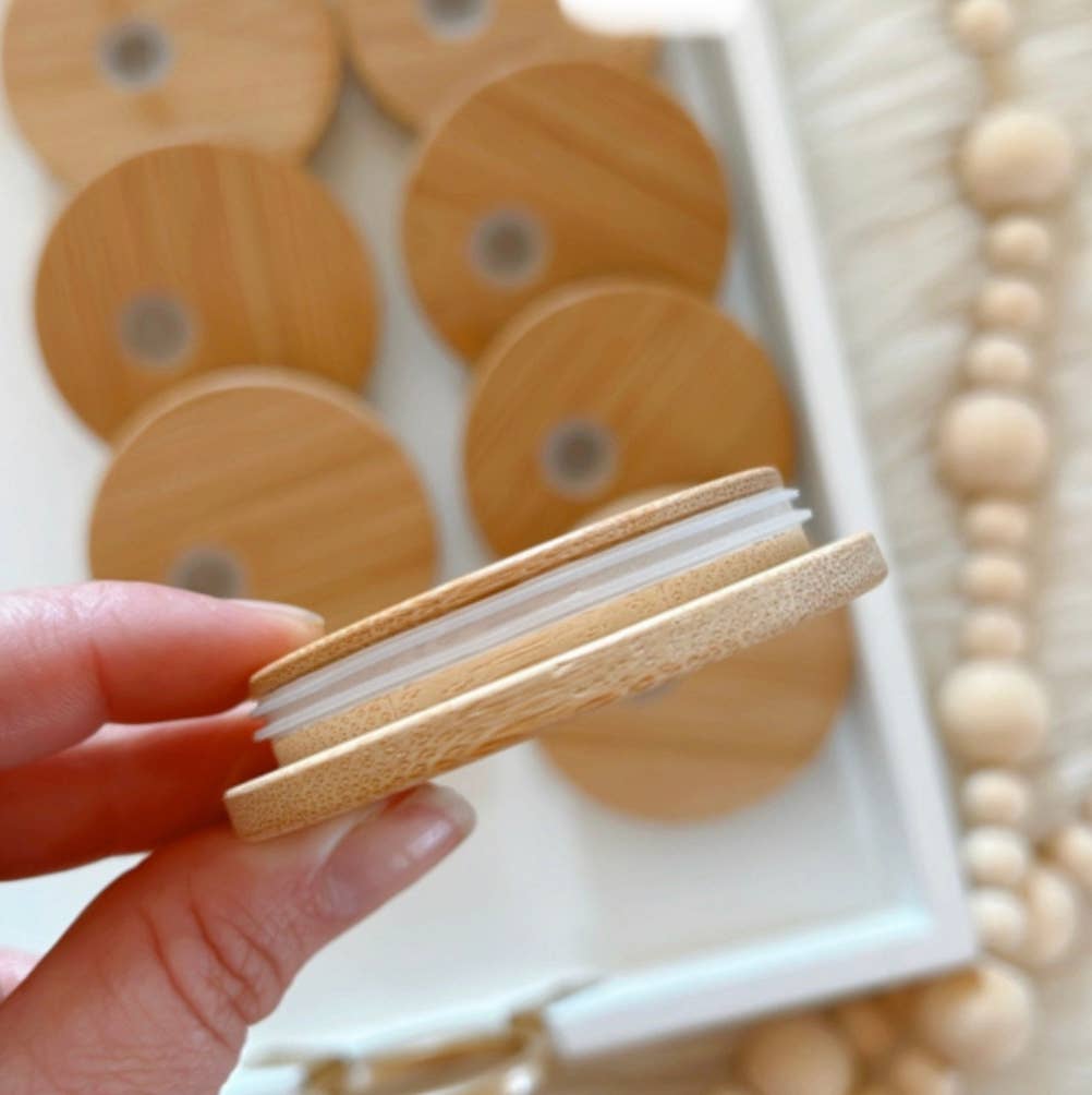 Booklover 16oz Glass Cup with Bamboo Lid